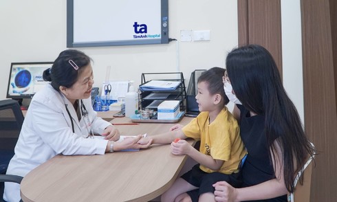 Vì sao trẻ nên khám sức khỏe tổng quát định kỳ?