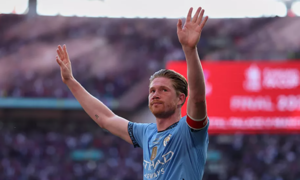 De Bruyne sẵn sàng ở lại Ngoại hạng Anh