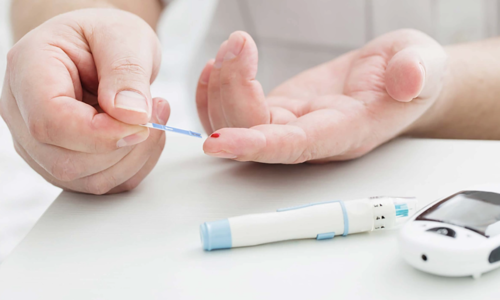 Suýt mất mạng chỉ vì một vết phỏng nhỏ ở bàn chân