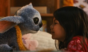 'Lilo & Stitch' bản live-action chinh phục giới phê bình