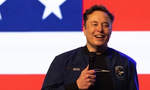 Elon Musk phủ nhận khả năng rời Tesla