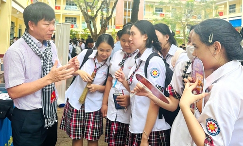 Đại học Công nghiệp TP HCM xét học bạ từ 21 điểm