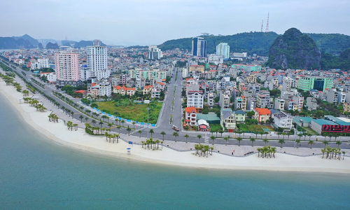 Gợi ý ăn ở, đi lại và khám phá cho runner đến Hạ Long