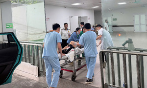 Nhờ CSGT mở đường đưa người tai nạn đi cấp cứu