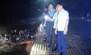 7 người bị lũ cuốn khi tắm suối