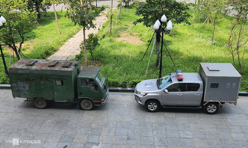 Hai cựu công an ra tòa vì dùng ôtô biển xanh chở ma túy, hậu thuẫn 'bà trùm'