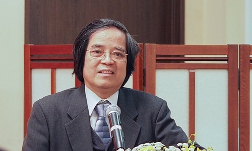Giáo sư Trần Văn Thọ ra sách 'Hồi ức đến tương lai'