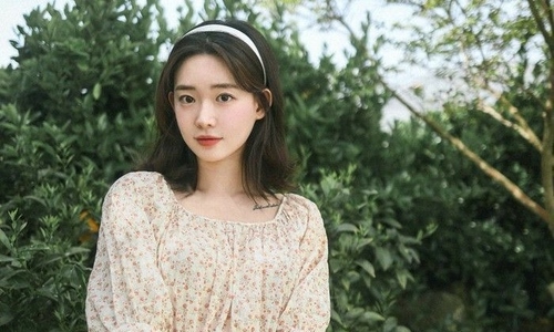 Mốt diện đồ 'nhạt như nước lọc'