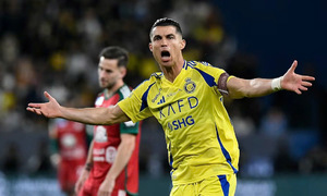 Ronaldo xin gia nhập CLB châu Phi
