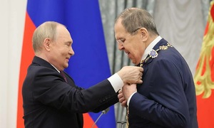Ngoại trưởng Lavrov nhận huân chương cao quý nhất Nga