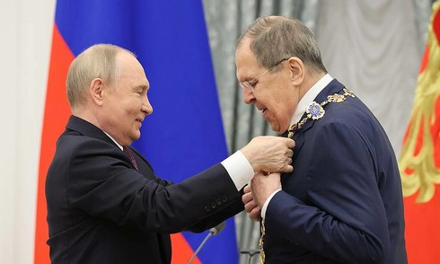 Ngoại trưởng Lavrov nhận huân chương cao quý nhất Nga