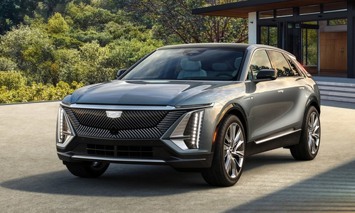 Cadillac 'cướp' khách hàng xe điện của Tesla