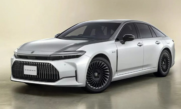 Toyota Crown bản đặc biệt giá 52.700-63.500 USD