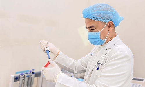 Rối loạn cương vì bị gia đình thúc sinh con