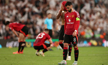 Man Utd thiệt hại thế nào khi thua Tottenham?