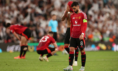 Man Utd thiệt hại thế nào khi thua Tottenham?