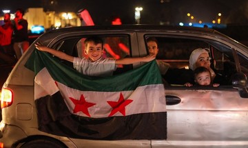 Mỹ dỡ bỏ cấm vận với Syria