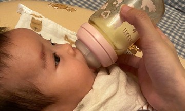 Điều gì xảy ra khi trẻ uống phải sữa giả?