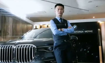 Chàng trai bán gần 300 chiếc BMW trong một năm