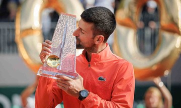 Djokovic cán mốc 100 danh hiệu ATP