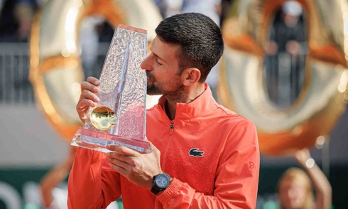 Djokovic cán mốc 100 danh hiệu ATP