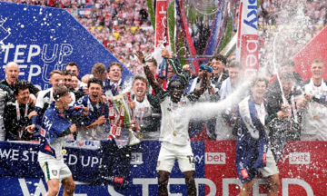 Sunderland thắng 'trận cầu giá trị nhất thế giới'