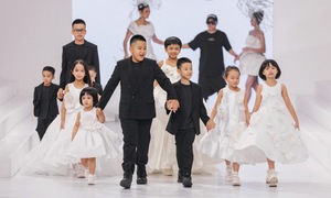 Đỗ Mạnh Cường đưa 10 con catwalk tại show thời trang