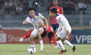 Hạ CAHN, Hà Nội FC níu hy vọng vô địch V-League