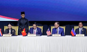 Các lãnh đạo ASEAN ký tuyên bố Kuala Lumpur