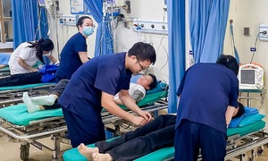 4 học sinh sốc phản vệ do bị ong đốt