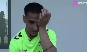 Antony: 'Có những ngày tôi bỏ ăn ở Man Utd'