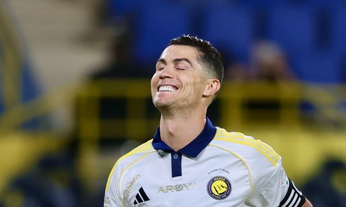 Dwight Yorke: 'Chelsea nên chiêu mộ Ronaldo'