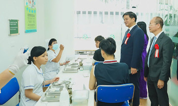 Bệnh viện Bạch Mai mở dịch vụ tiêm chủng vacicne