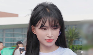Lý Tử Thất gây chú ý sau nửa năm ở ẩn