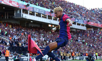 Yamal gia hạn, nhận lương cao hàng đầu Barca
