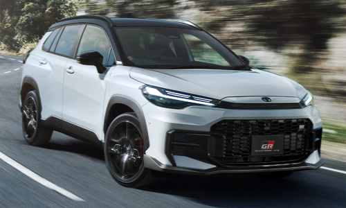 Toyota Corolla Cross GR Sport 2025 giá gần 27.000 USD