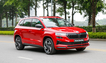 Skoda Karoq 2025 ra mắt, giá từ 1,009 tỷ đồng