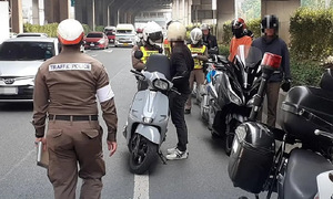 Thái Lan tăng 4 lần mức phạt không đội mũ bảo hiểm