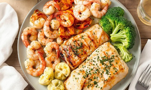 Có nên ăn hải sản khi cảm cúm?