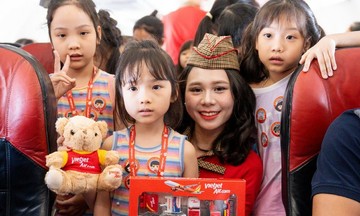 Đón Tết Thiếu nhi 1/6 trên độ cao 10.000 mét cùng Vietjet