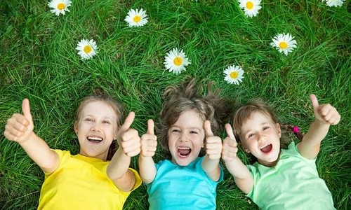 Hạnh phúc kiểu công nghiệp – cái bẫy với trẻ em thời hiện đại