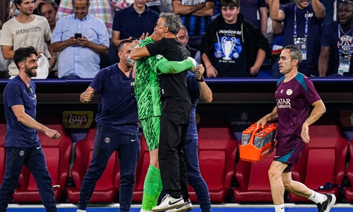Donnarumma tiết lộ chiến thuật lạ của HLV Enrique