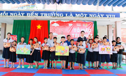 BEST Express tổ chức chuỗi hoạt động hỗ trợ học sinh Long An