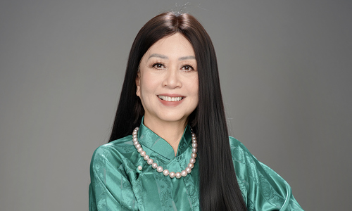 Minh Phượng vượt qua biến cố đột quỵ