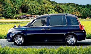 Toyota JPN - taxi kiểu Nhật