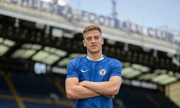 Chelsea hoàn tất vụ hớt tay trên Man Utd