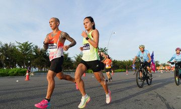 Kỹ thuật cắt cua giúp Anh Khôi, Hồng Lệ chinh phục cầu Bãi Cháy