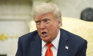Ông Trump: Hãy để Nga - Ukraine đánh nhau thêm một lúc