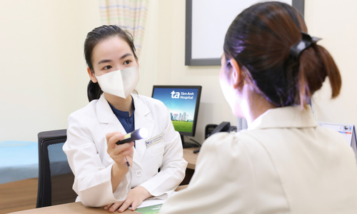 Viêm da cơ địa ở môi