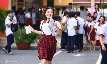 Thí sinh nhẹ nhõm với đề Tiếng Anh lớp 10